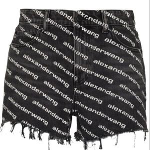 ALEXANDER WANG: BITE LOGO-PRINT SHORTS (BLACK)
